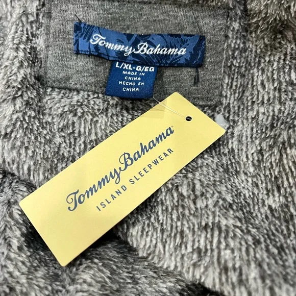 Tommy Bahama Plush Gray Robe - Picture 8 of 8